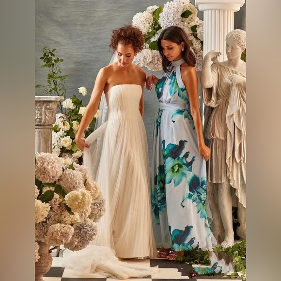 Vera Wang | Dresses | Vera Wang Haute Style Virginie Size 4 | Poshmark